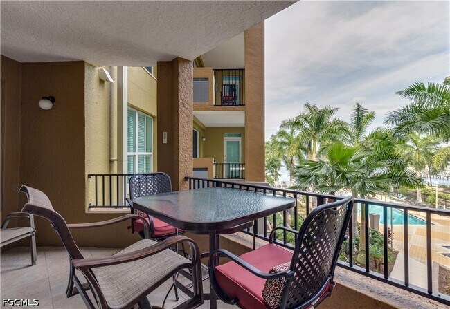 2825 Palm Beach Blvd Unidad 308