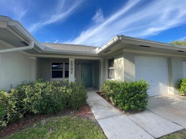 Photo - 1742 N Dovetail Dr Rental