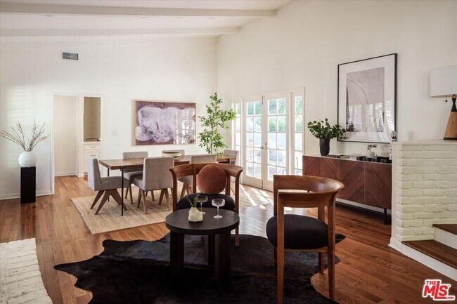 Photo - 5657 Valley Oak Dr