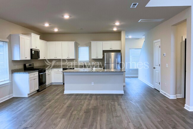 Photo - 2407 Nabali Wy