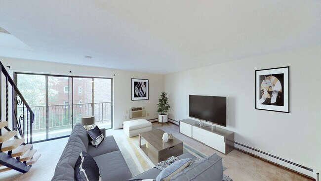 Building Photo - 24 Highland Ave Unit 11