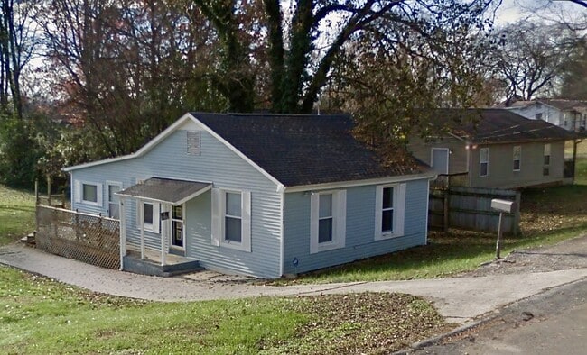 Building Photo - 2110 Brown Ave Rental