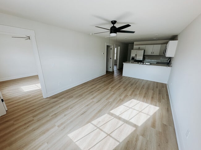 Photo - 341 Woods Rd