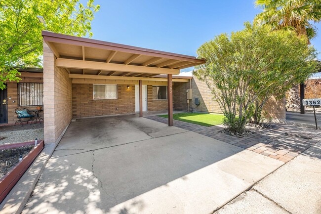Photo - Fort Lowell Town Home
