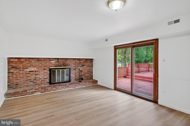 Photo - 1884 Forest Dr