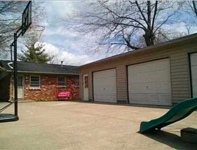 Photo - 2257 E Eichel Ave