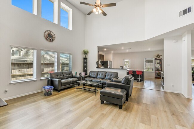 Photo - 22222 Opa Gln Dr