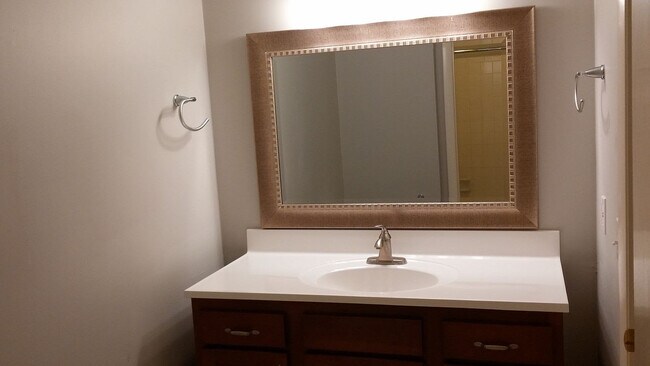 Photo - 5510 Country Dr Townhome
