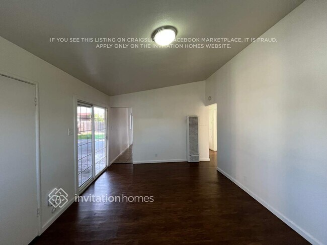 Photo - 312 Hopkins Dr