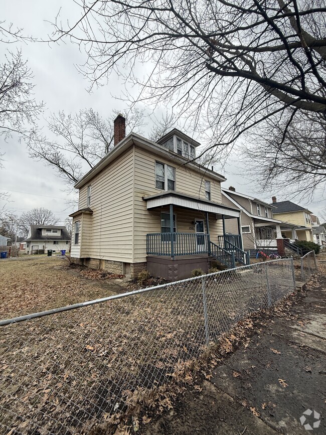 Building Photo - 1551 Arlington Ave Rental