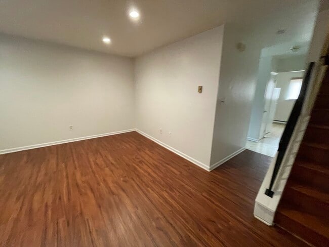 Photo - 505 Gilpin Rd