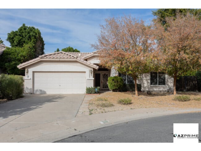 Photo - Functional Living With A Touch Of Sophistication Defines This 3/2 Gilbert Home.