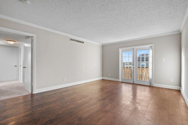 Photo - Serravella - 375-204 Unit 375-204