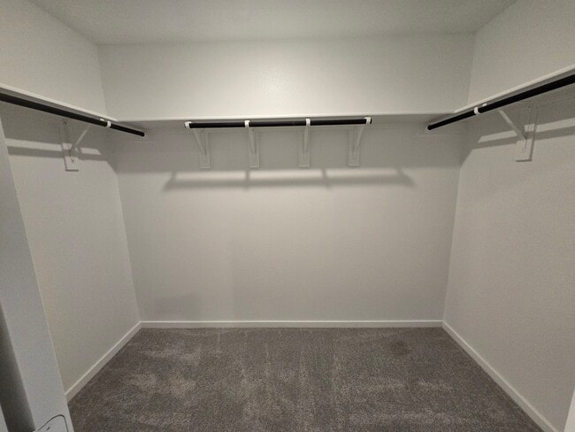 Photo - 3112 Burmese St