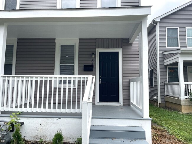 Photo - 85 Reeb Ave