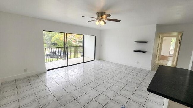 Photo - 517 Dotterel Rd Unidad 31c