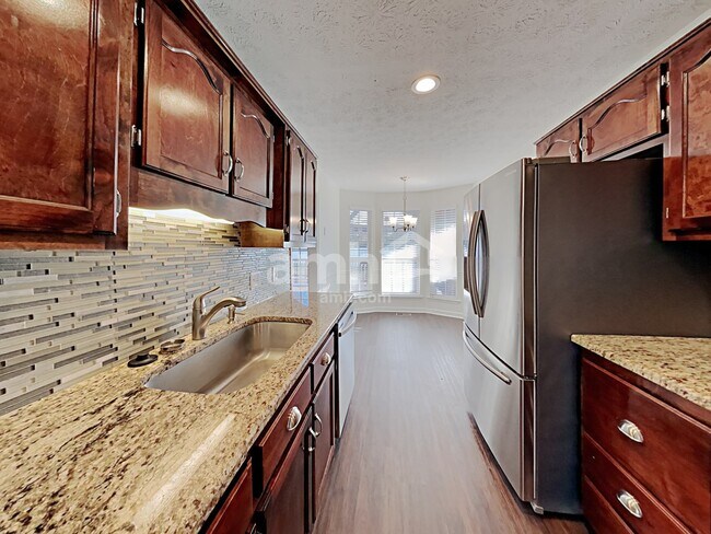 Photo - 200 Lakeside Park Dr