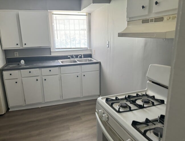 Photo - Affordable 1 bedroom 1 bath home