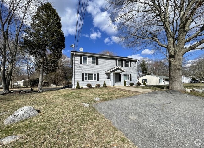 Building Photo - 28 Lorraine Rd Rental