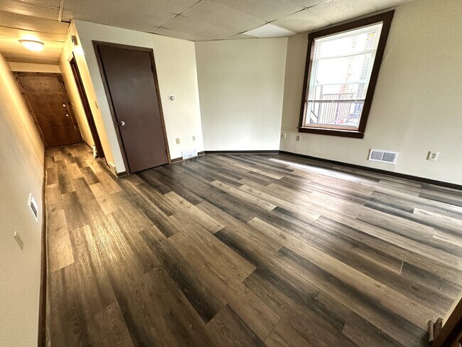 Photo - 525 Larimer Ave Unit 1