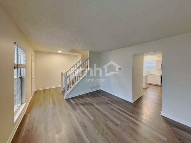 Photo - 8331 Priestley Dr