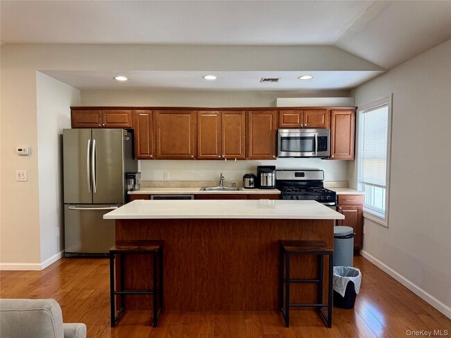 Photo - 38 Manorhaven Blvd Unit 38