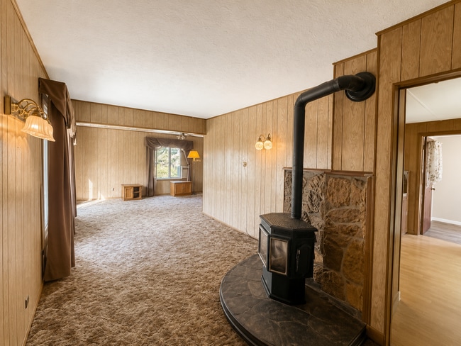 Photo - 203 E Campbell St