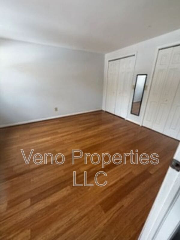 Photo - 183 Arrow Wood Pl