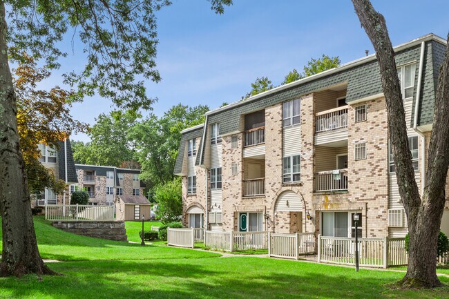 Stony Run at the Stockade Apartments