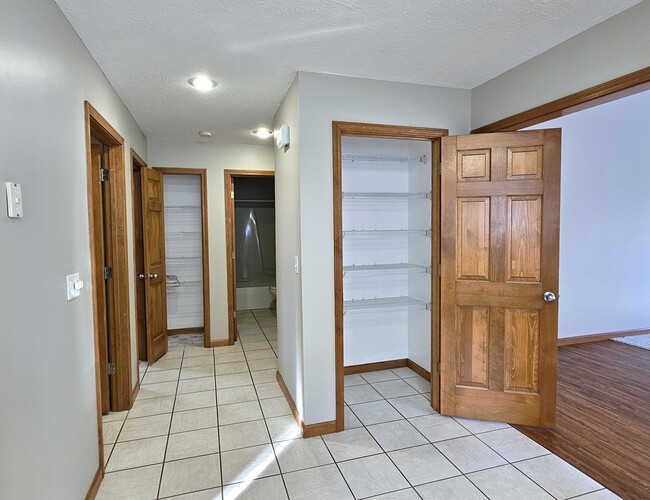 Photo - 2802 Cronin Dr