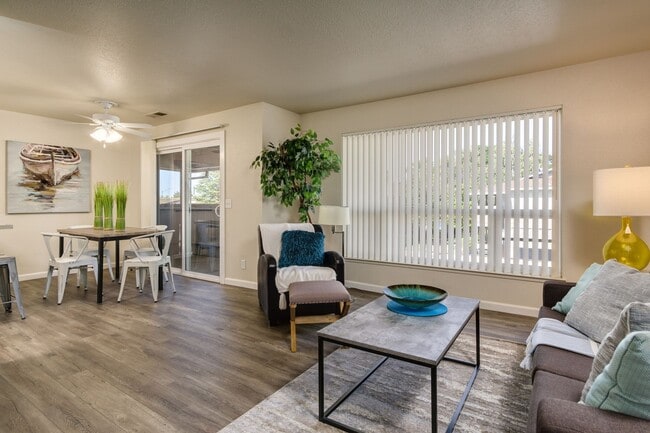 Photo - Chico Meadow Apartments