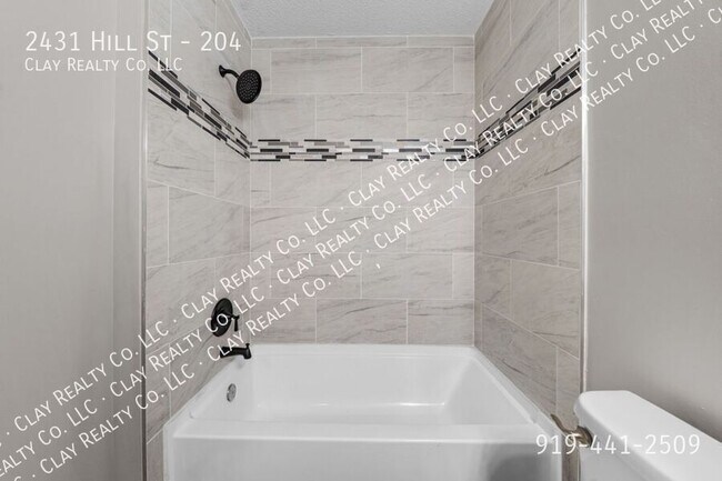 Photo - 2431 Hill St Unit 204