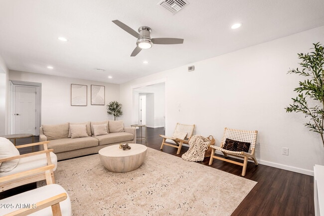 Photo - 4507 N 82nd St