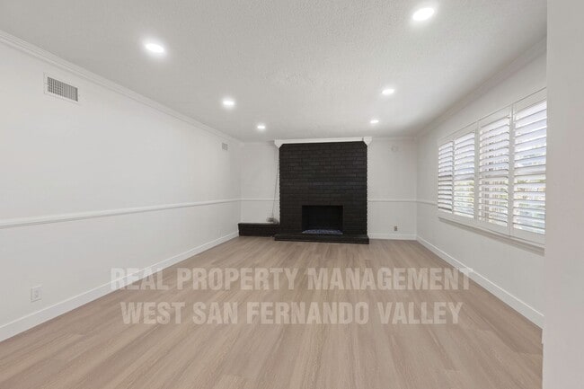 Photo - Stunning 3bd Home with Private Outdoor Oasis
