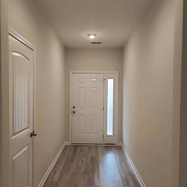 497 Hillsborough Dr