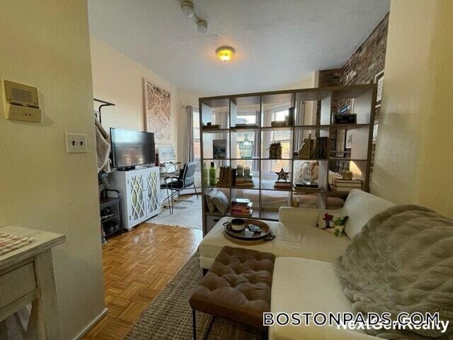 Photo - 40 Anderson St Unit 14