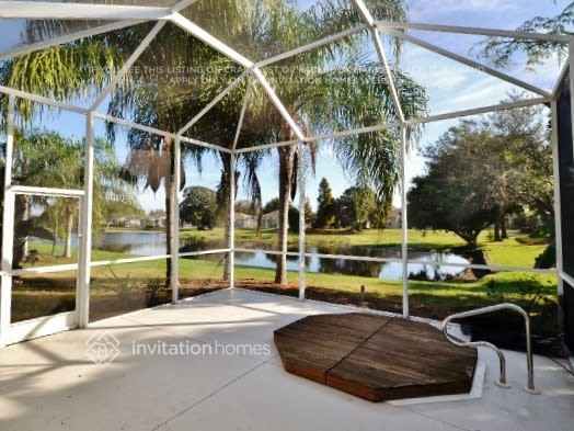 Photo - 205 39th St NE