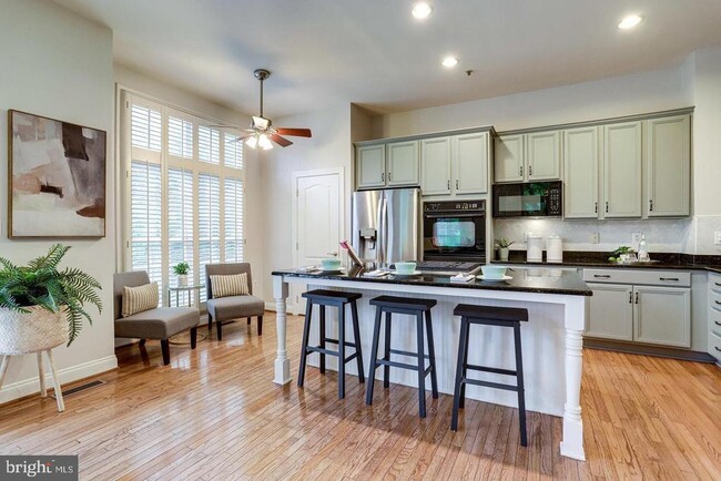 Photo - 1601 Colonial Hills Dr