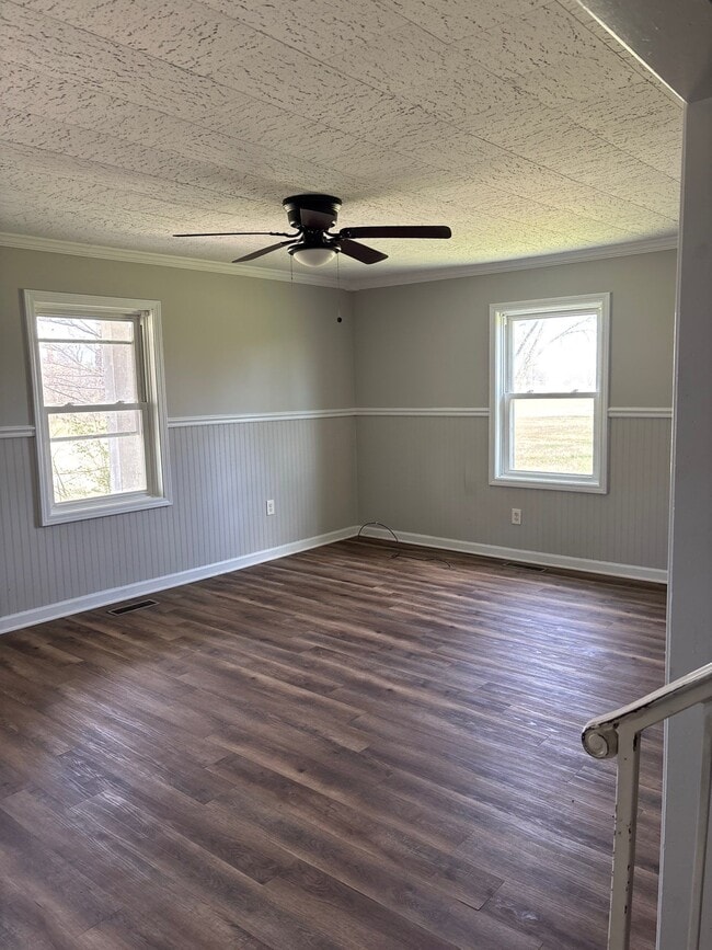 Photo - 159 Ervin Ln