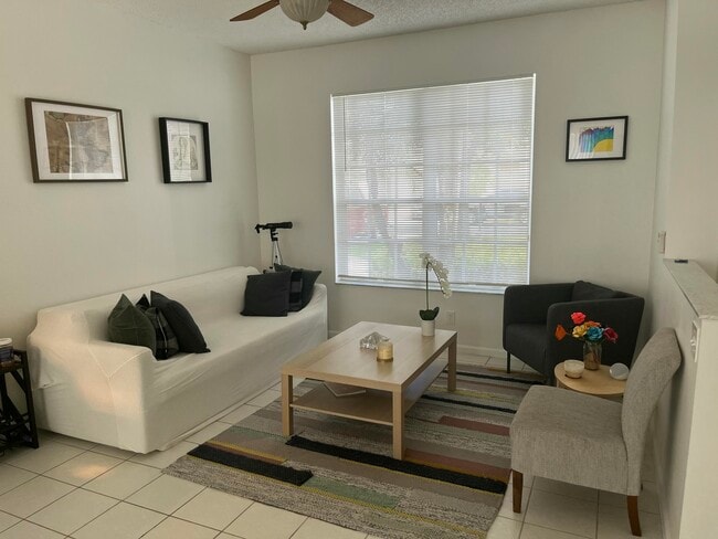 Photo - 9368 Fox Trot Ln