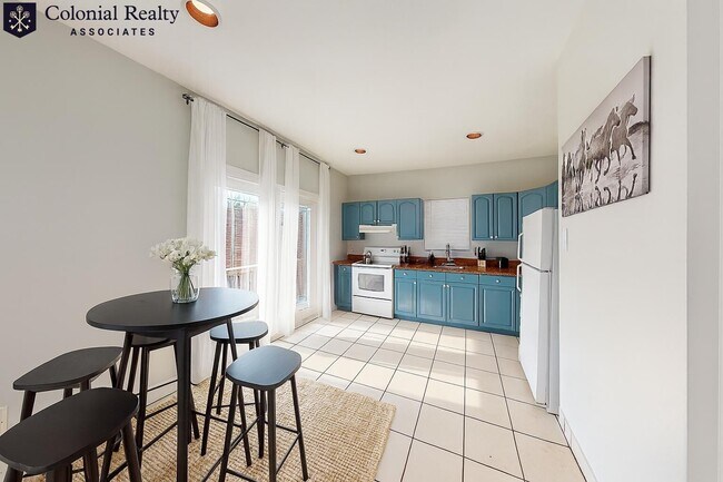 Photo - 21 Highgate St Unit 2