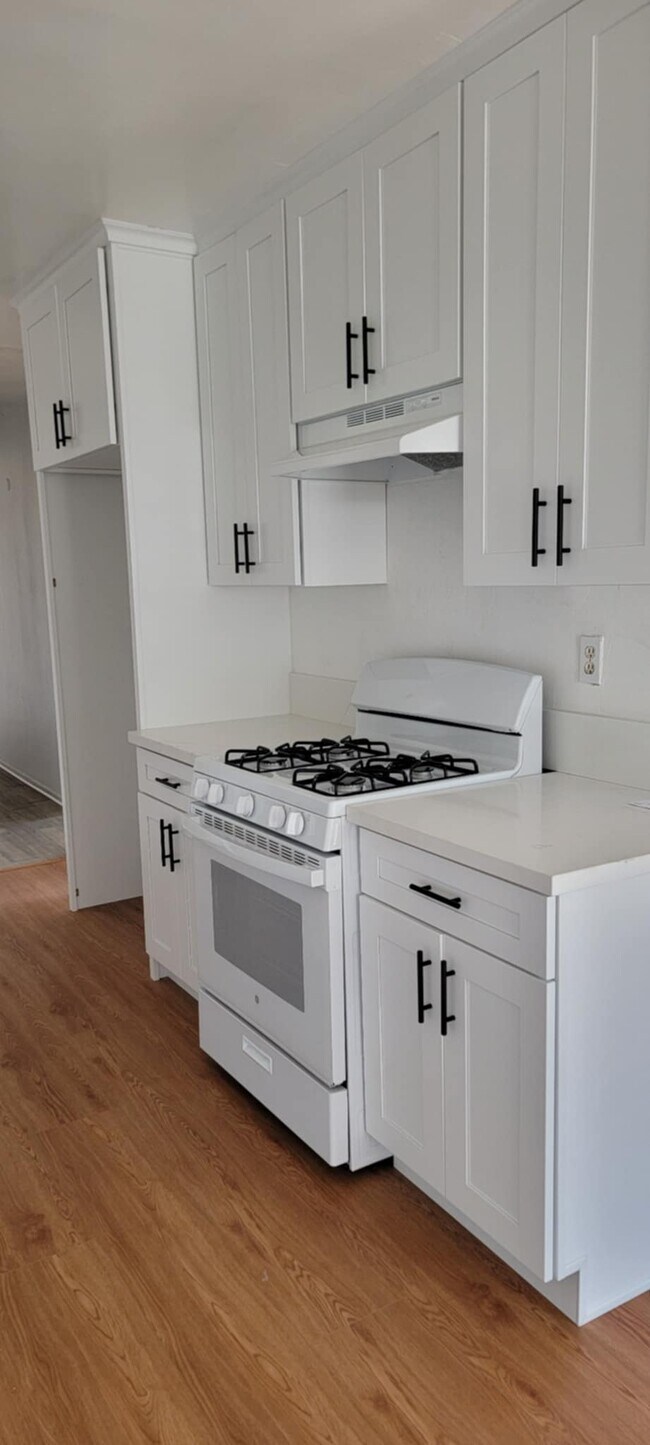 Photo - 2031 E Almont Ave Unit 2031 E. ALMONT AVE APT. A