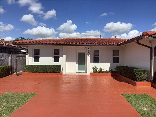 Photo - 7435 SW 23rd St