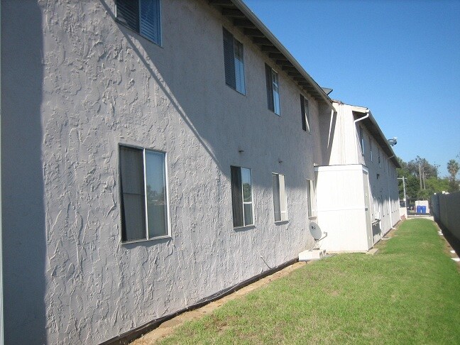 Photo - Bunker Hill Apartments