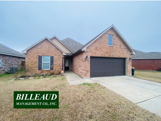 Photo - 503 Elwick Dr House