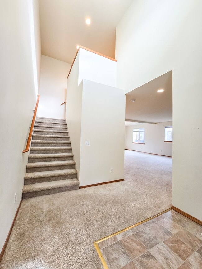 Photo - Lake Stevens 4-bed