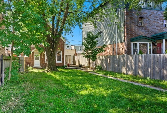 Photo - 3709 W Potomac Ave