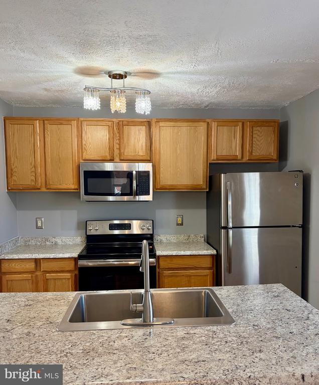 Photo - 321 N Kent St