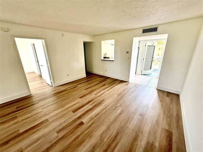 Photo - 7301 NW 18th St Unit 206