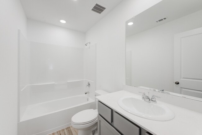 Building Photo - 31415 Beacon Cove Trl